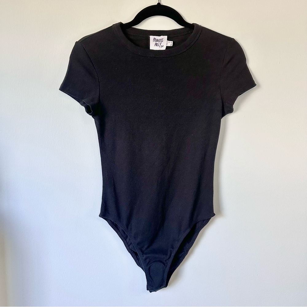 NWT Princess Polly Harlea Black Cotton Bodysuit Cap Sleeves Classic | Size 6
